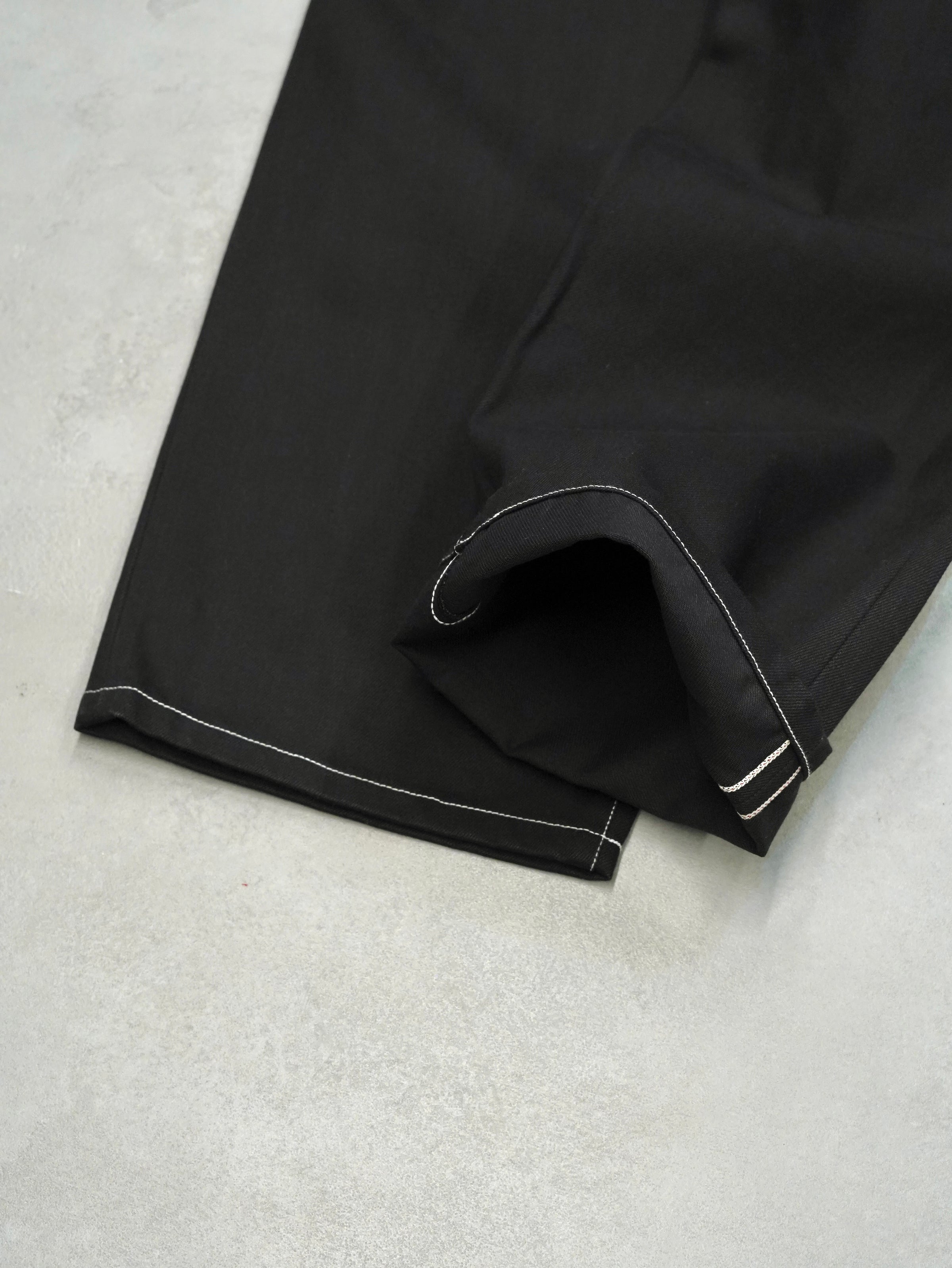 Urig(ウーリッヒ) STITCH PANTS [BLACK] | Urig